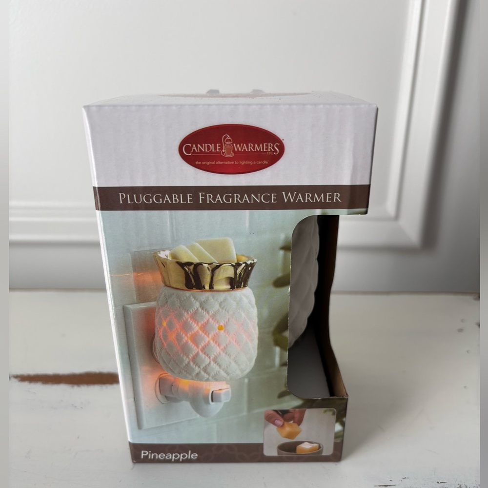 Candle Warmers Pluggable Fragrance Warmer
